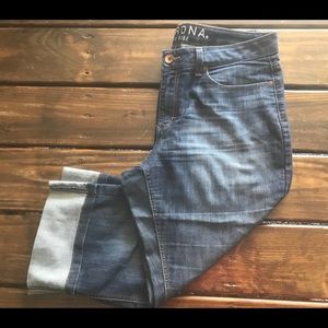 Women’s Merona Cropped Jeans Capris Size 14